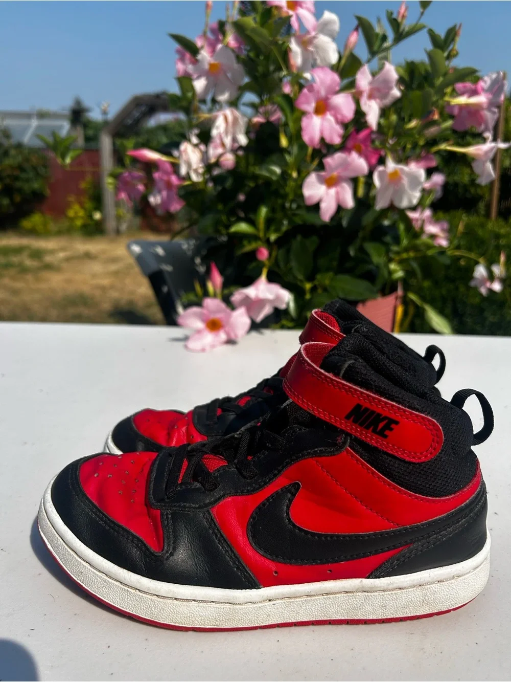 Nike court Mid2 Kids' Boy’s Red and Black High-Top Sneakers Size 1Y